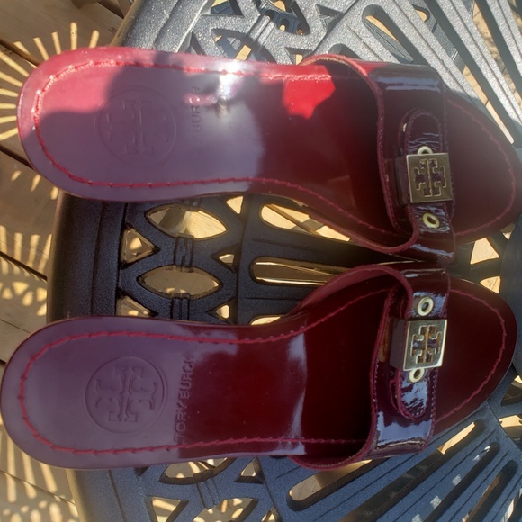 Tory Burch Red Patent Clog - Picture 10 of 10